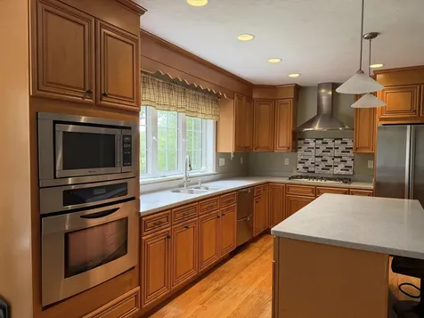 35 Mockingbird Hill Road Windham NH 03087