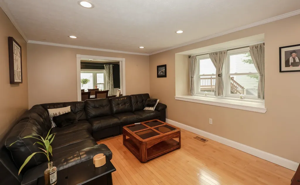 3 Tracey Avenue Nashua NH 03063