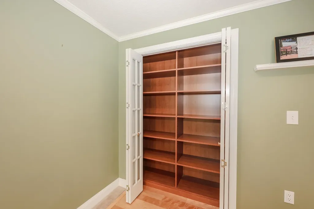 3 Tracey Avenue Nashua NH 03063