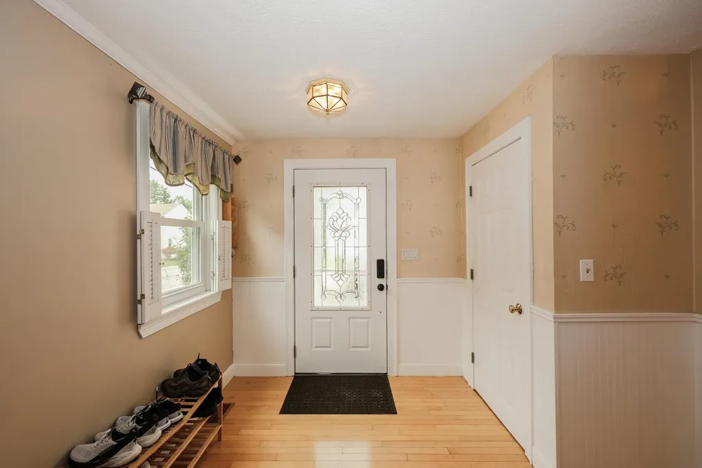 3 Tracey Avenue Nashua NH 03063