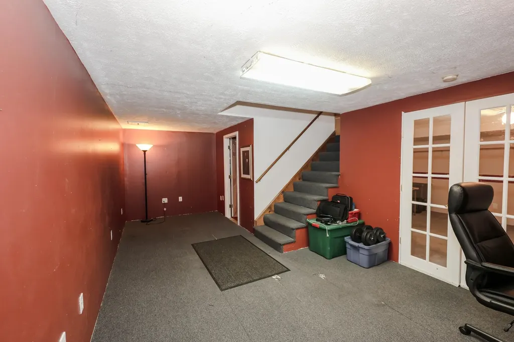 3 Tracey Avenue Nashua NH 03063