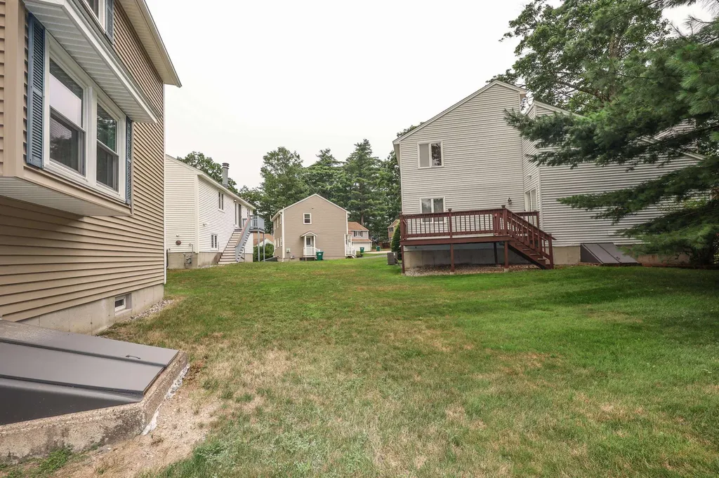 3 Tracey Avenue Nashua NH 03063