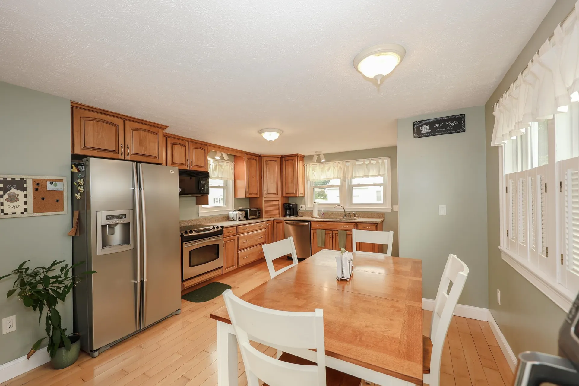 3 Tracey Avenue Nashua NH 03063