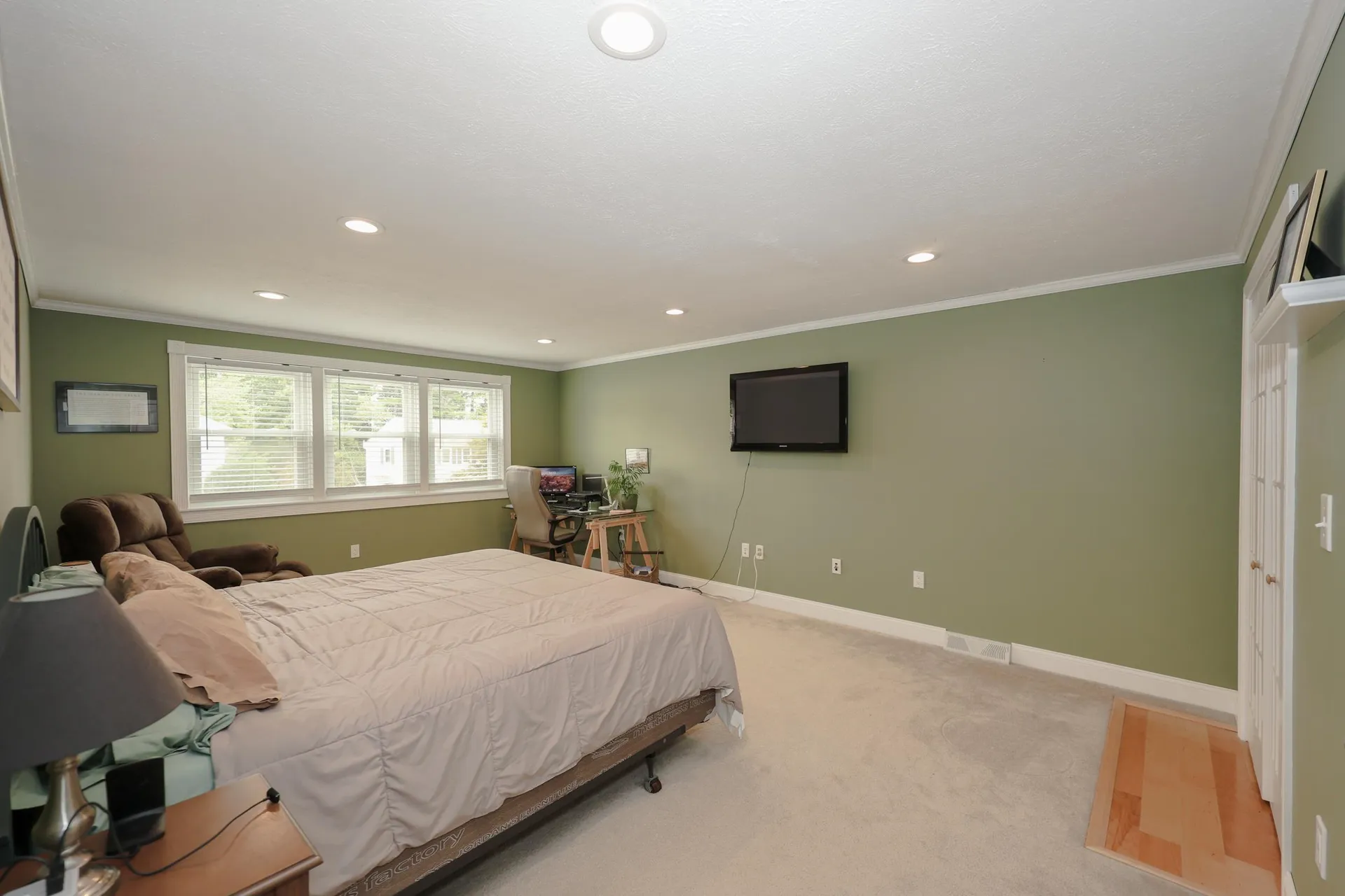 3 Tracey Avenue Nashua NH 03063