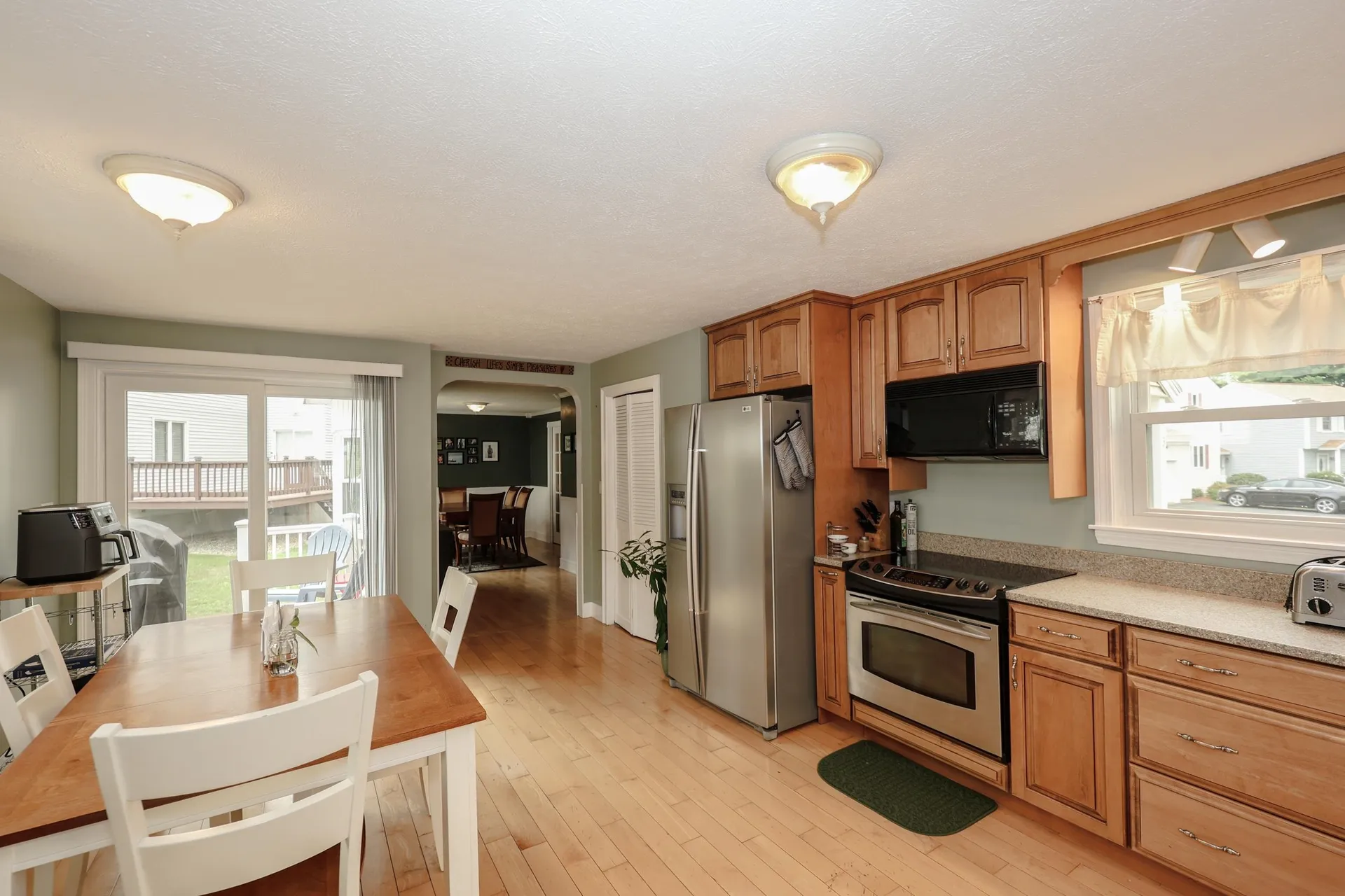 3 Tracey Avenue Nashua NH 03063