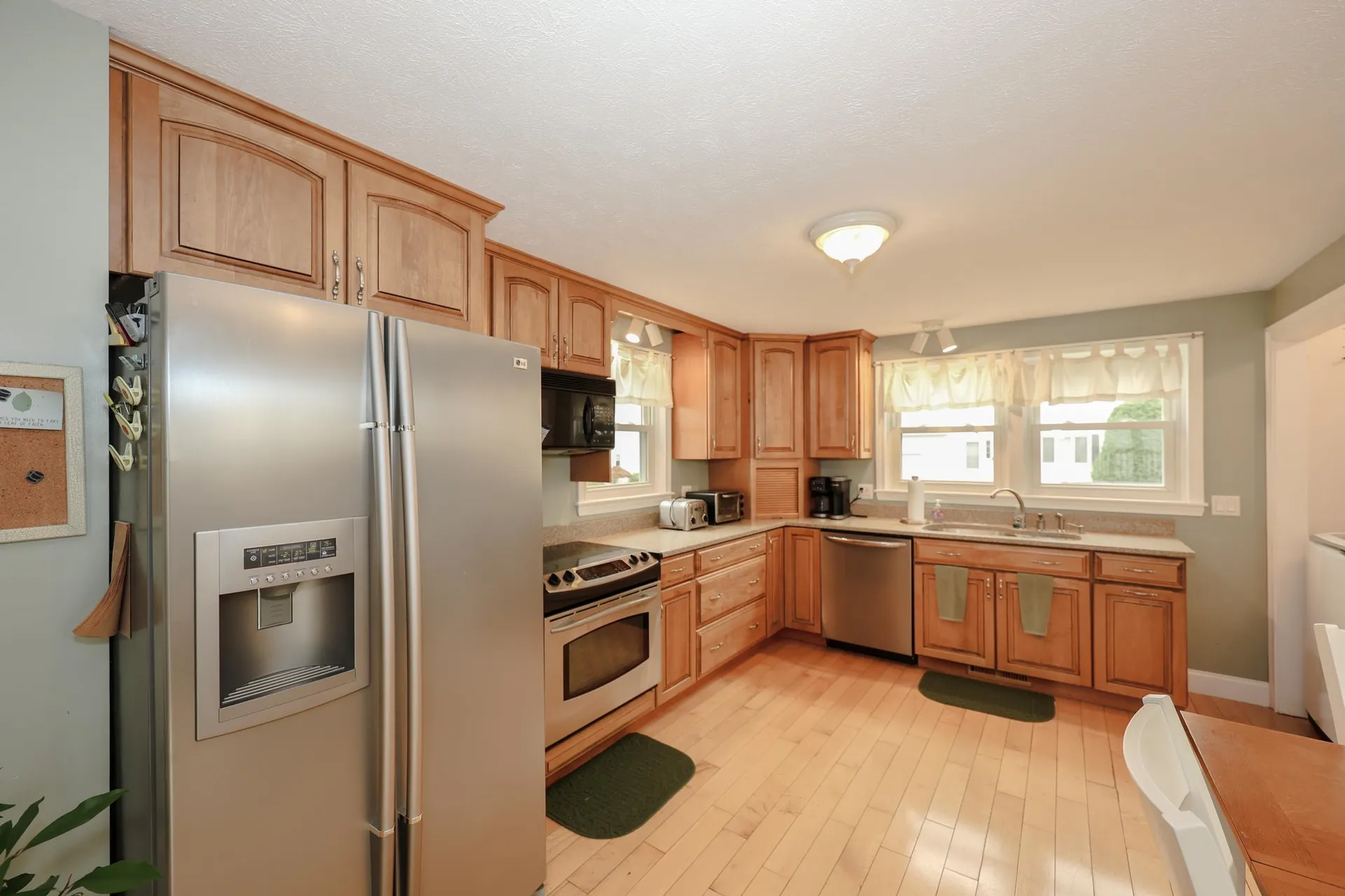 3 Tracey Avenue Nashua NH 03063