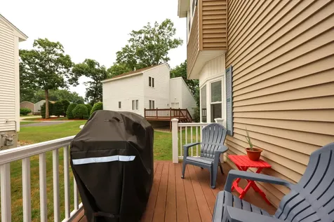 3 Tracey Avenue Nashua NH 03063