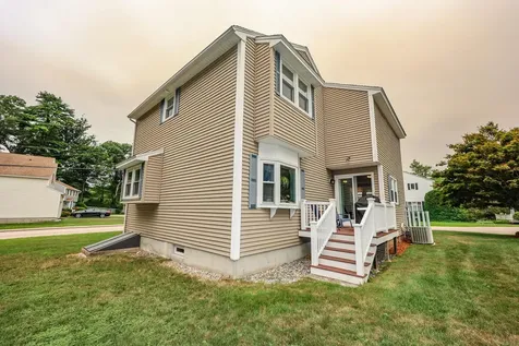 3 Tracey Avenue Nashua NH 03063