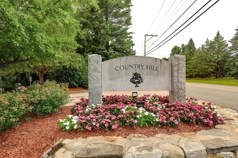 3 Tracey Avenue Nashua NH 03063