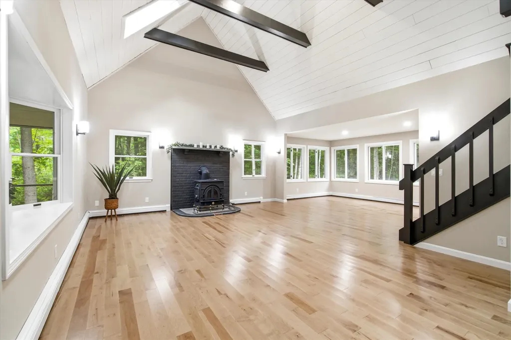 4 Olsen Lane Wolfeboro NH 03894