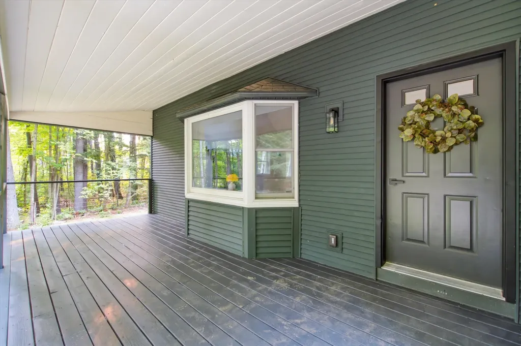 4 Olsen Lane Wolfeboro NH 03894