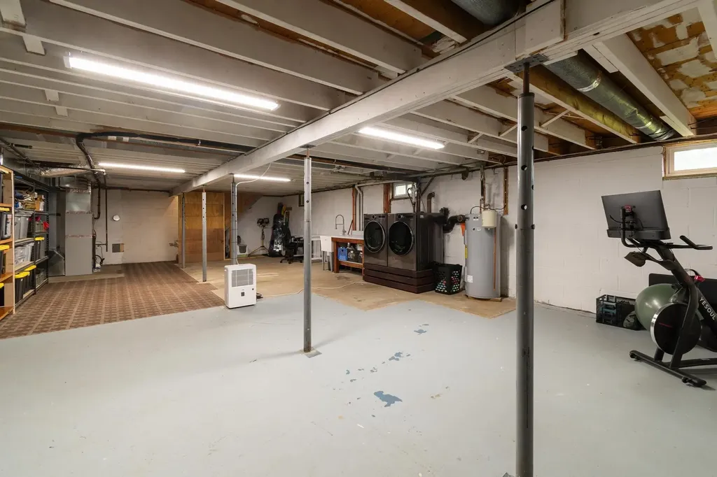 85 Jericho Road Essex VT 05452