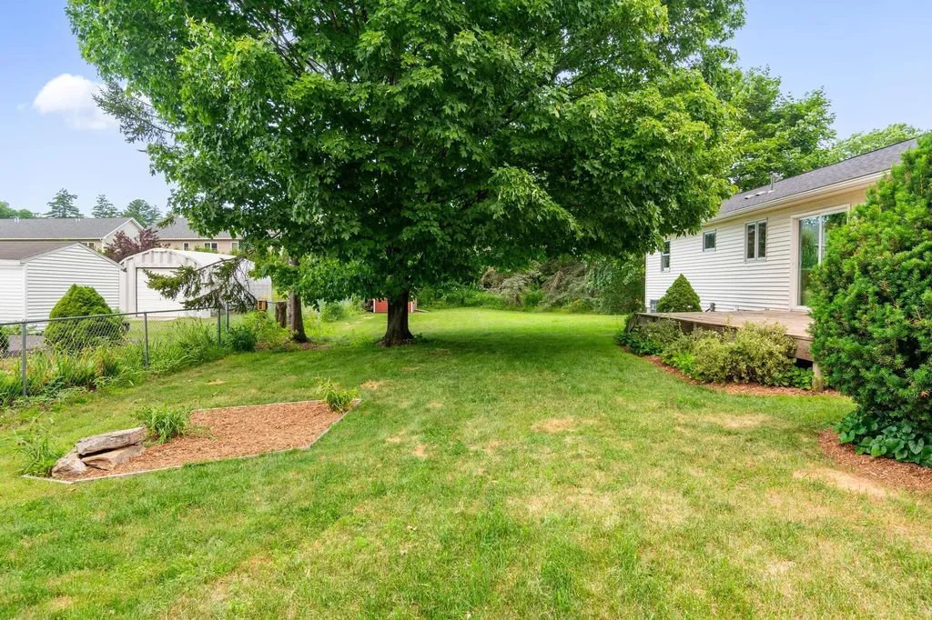 85 Jericho Road Essex VT 05452