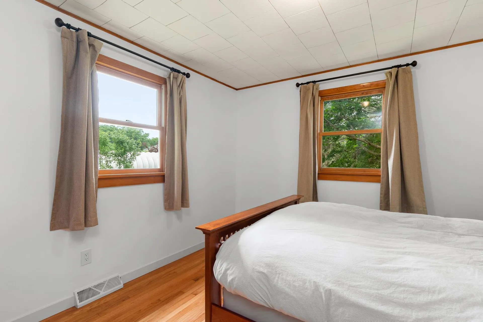 85 Jericho Road Essex VT 05452