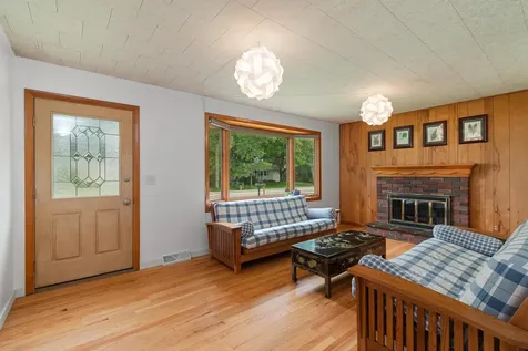 85 Jericho Road Essex VT 05452