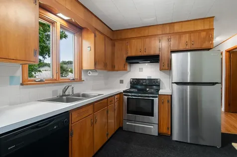 85 Jericho Road Essex VT 05452