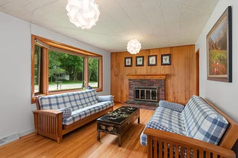 85 Jericho Road Essex VT 05452