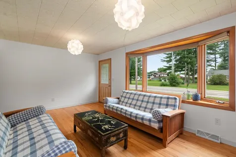 85 Jericho Road Essex VT 05452