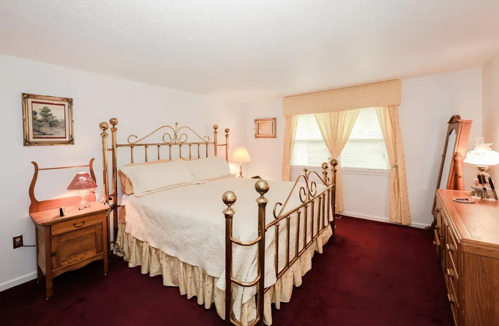 82 Winterwood Drive Londonderry NH 03053