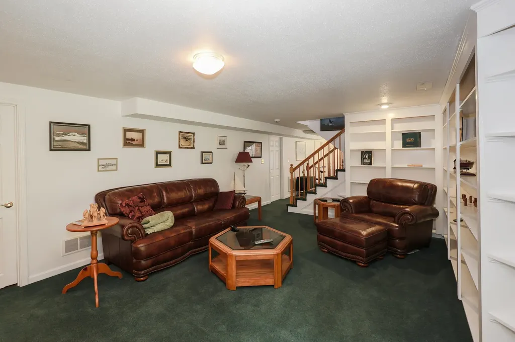 82 Winterwood Drive Londonderry NH 03053