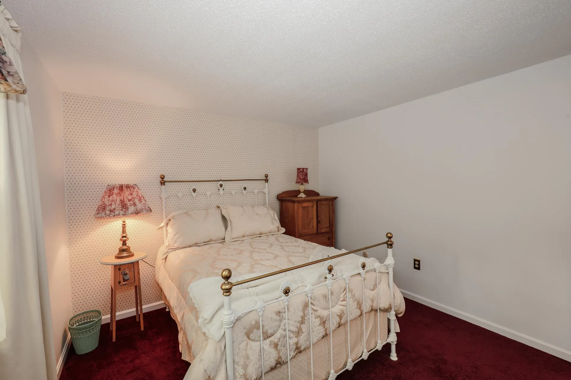 82 Winterwood Drive Londonderry NH 03053