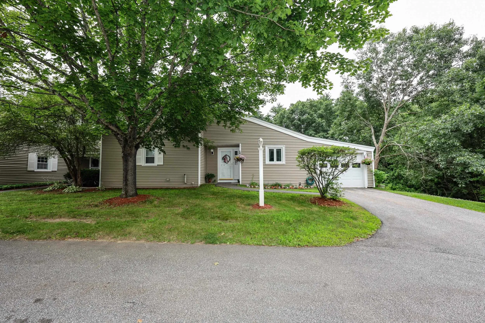 82 Winterwood Drive Londonderry NH 03053