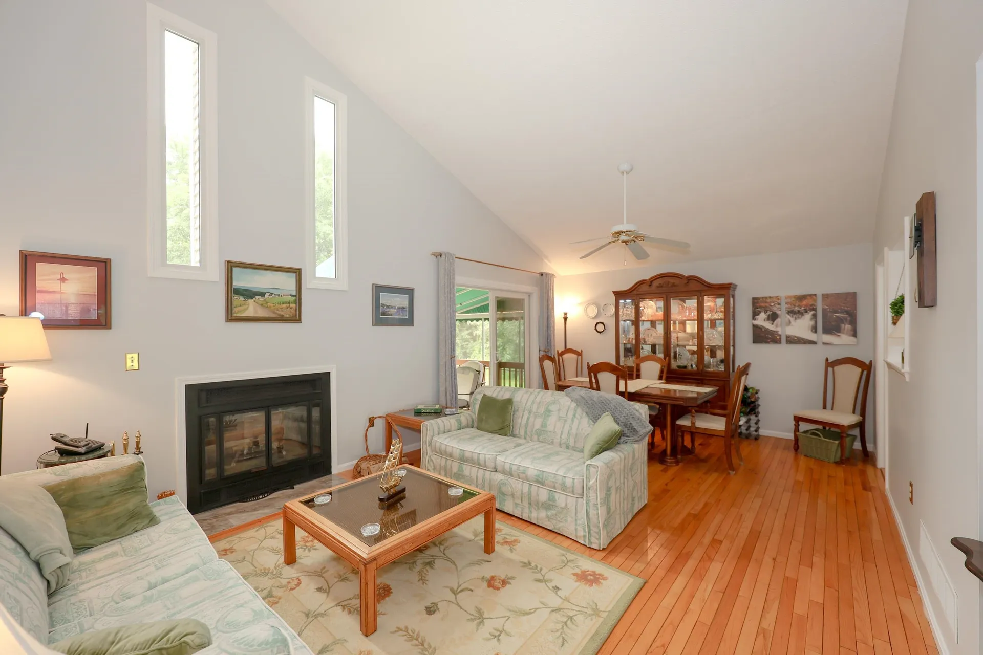 82 Winterwood Drive Londonderry NH 03053