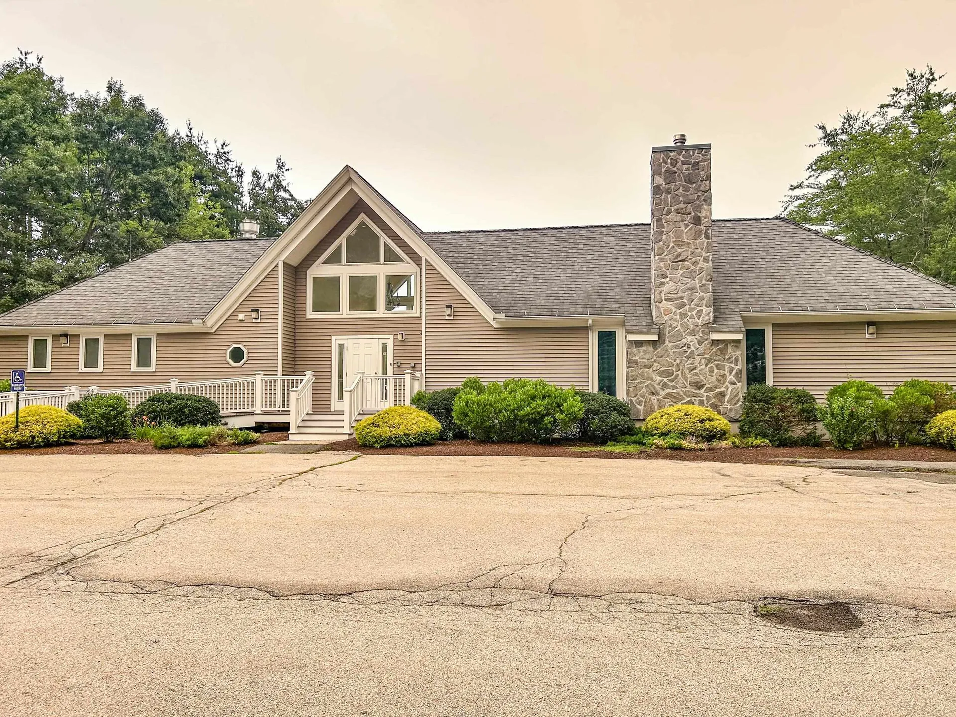 82 Winterwood Drive Londonderry NH 03053