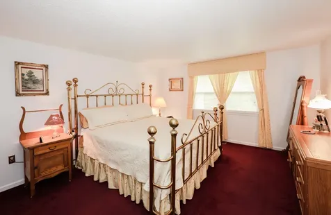82 Winterwood Drive Londonderry NH 03053