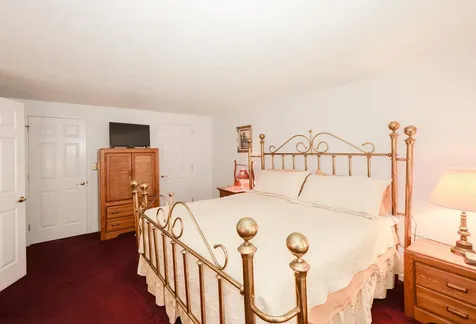 82 Winterwood Drive Londonderry NH 03053