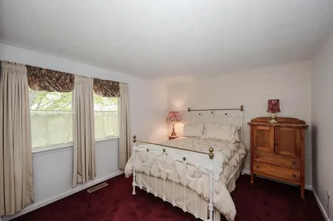 82 Winterwood Drive Londonderry NH 03053
