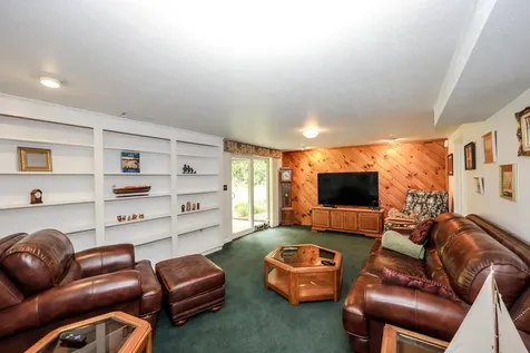 82 Winterwood Drive Londonderry NH 03053