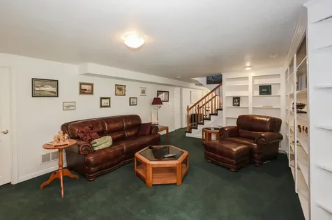 82 Winterwood Drive Londonderry NH 03053