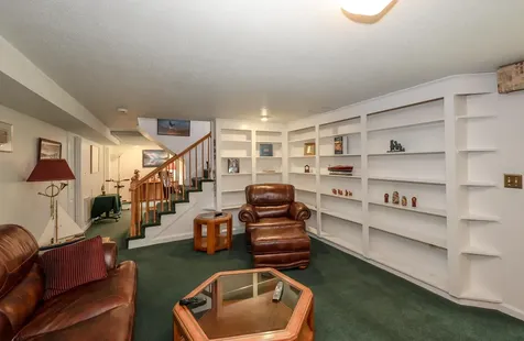 82 Winterwood Drive Londonderry NH 03053