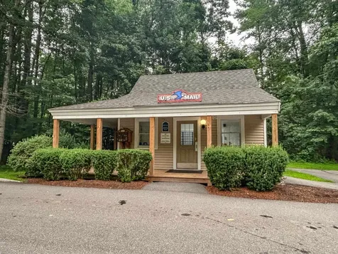 82 Winterwood Drive Londonderry NH 03053