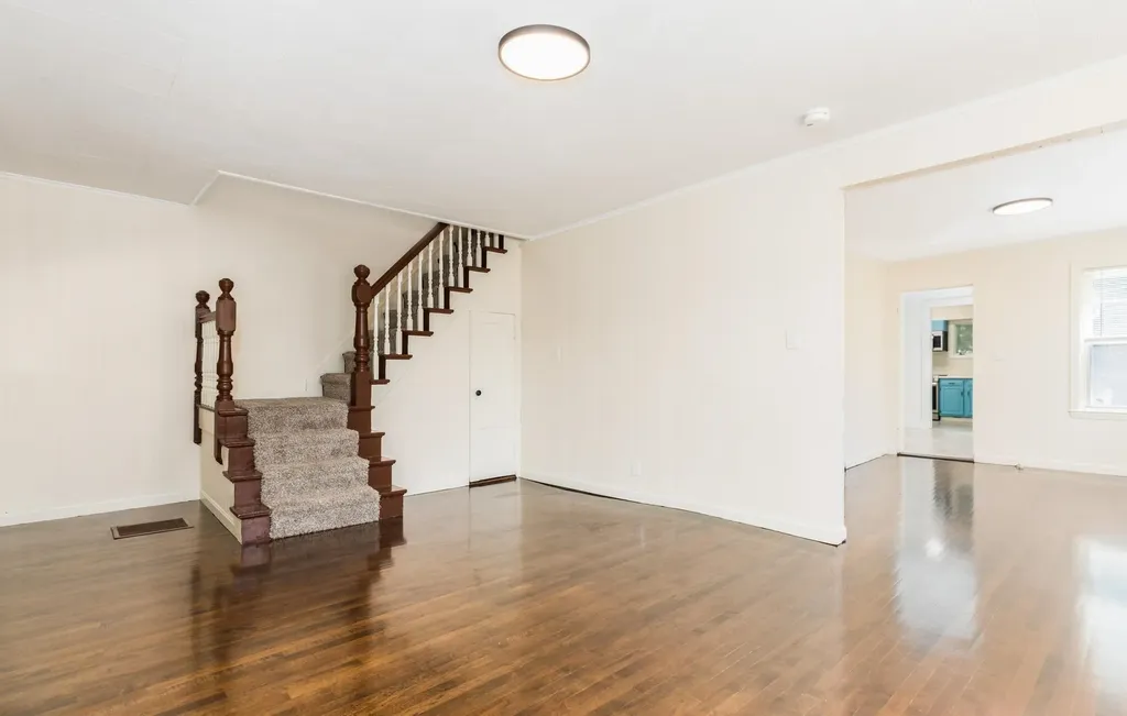 5 Tuttle Court Rochester NH 03839
