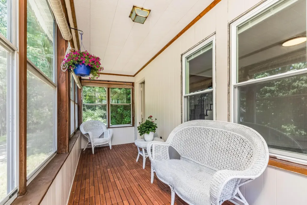 5 Tuttle Court Rochester NH 03839