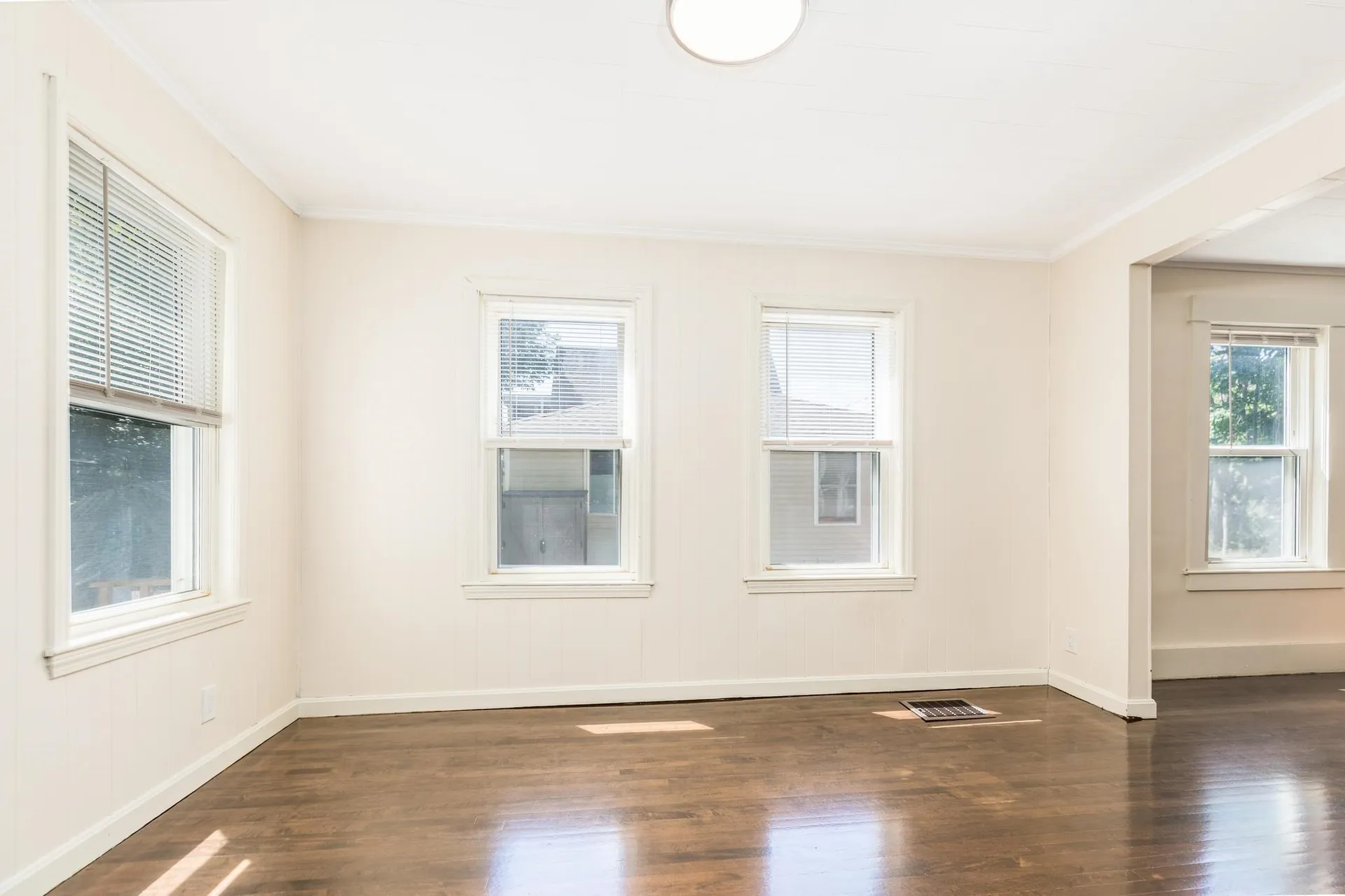 5 Tuttle Court Rochester NH 03839