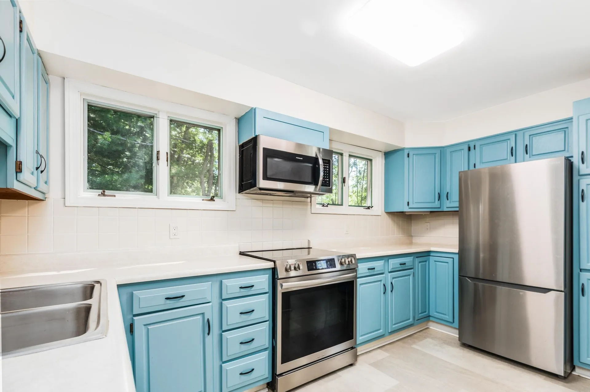 5 Tuttle Court Rochester NH 03839