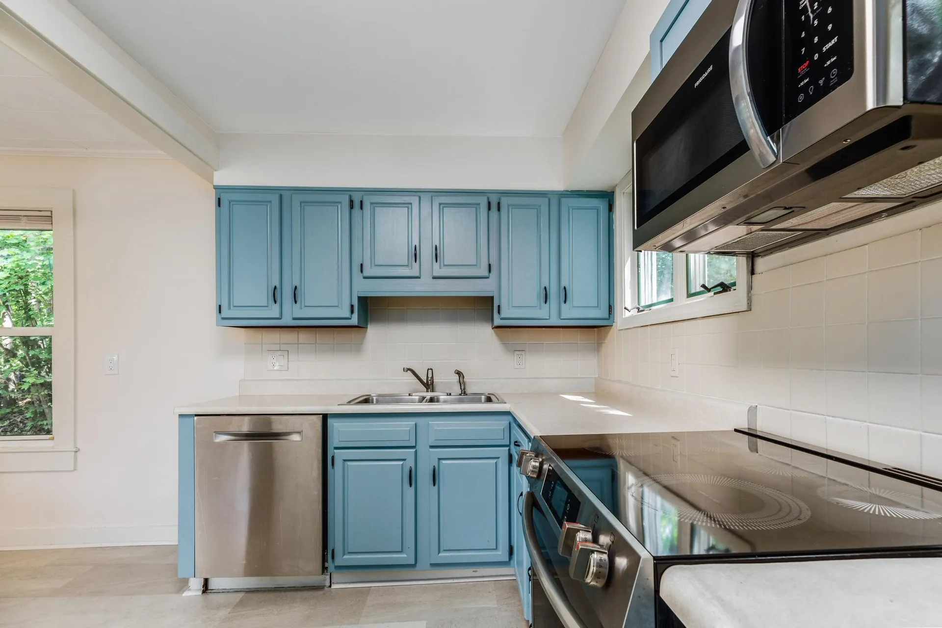 5 Tuttle Court Rochester NH 03839