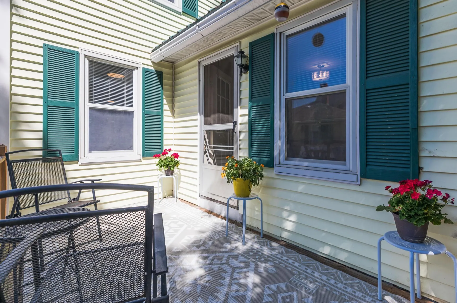 5 Tuttle Court Rochester NH 03839