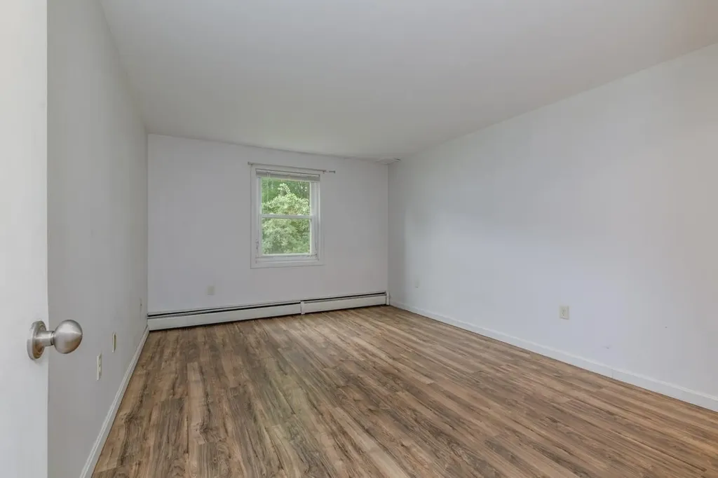 37 Alice Drive Concord NH 03303