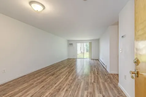 37 Alice Drive Concord NH 03303