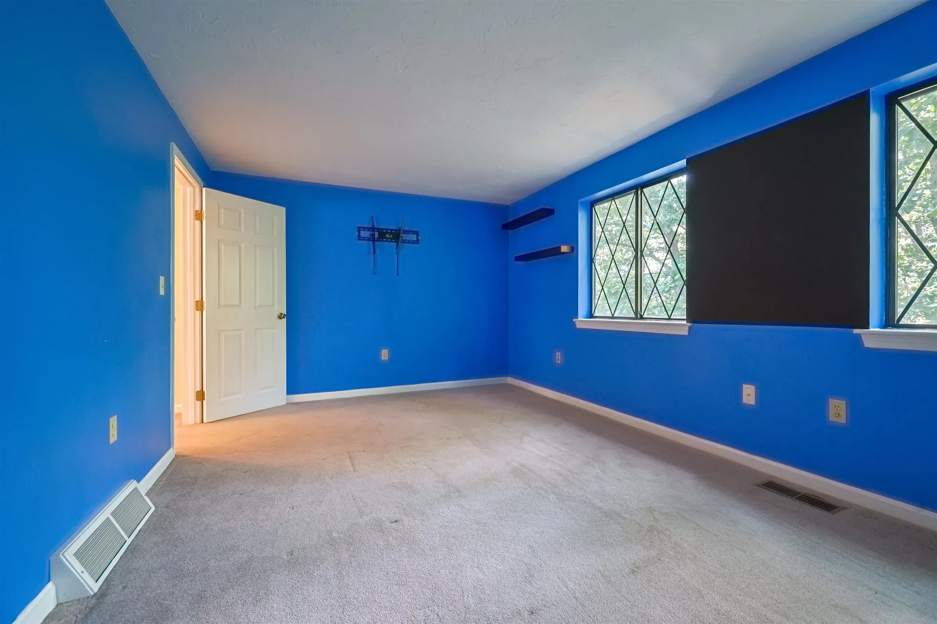 22 Vanden Road Merrimack NH 03054