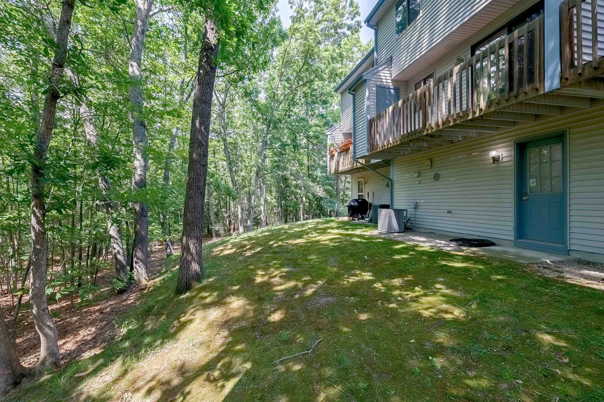 22 Vanden Road Merrimack NH 03054