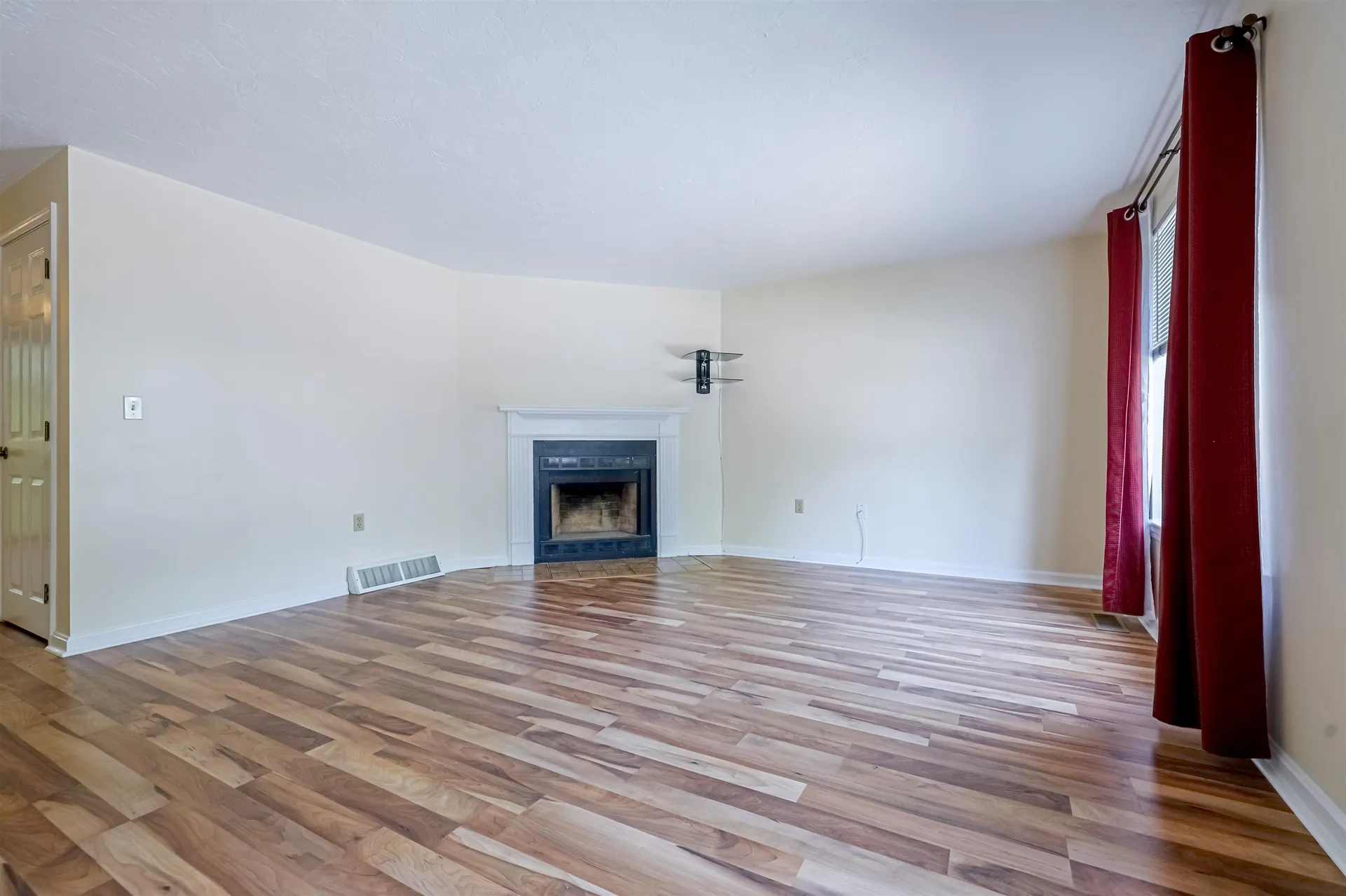 22 Vanden Road Merrimack NH 03054
