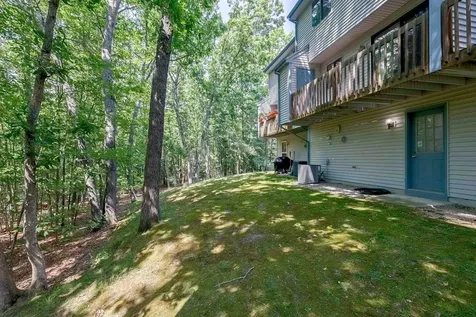 22 Vanden Road Merrimack NH 03054