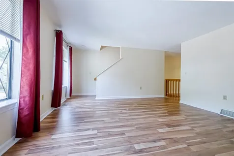 22 Vanden Road Merrimack NH 03054