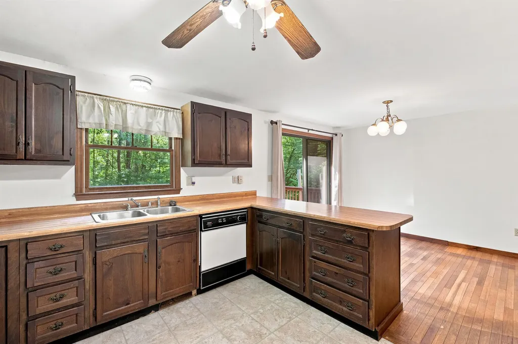 8 Bean Hill Road Belmont NH 03220