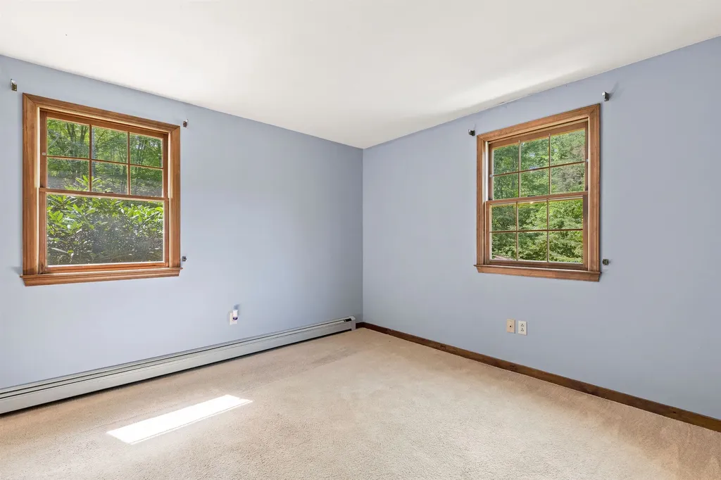 8 Bean Hill Road Belmont NH 03220